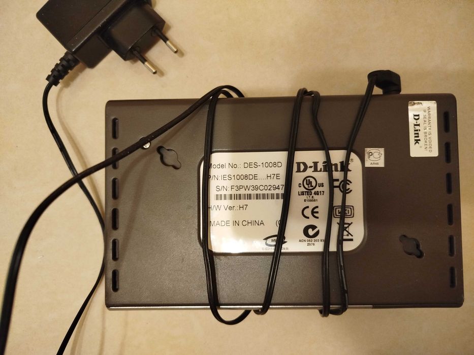 Комутатор локальної мережі (Switch) D-Link DES-1008D