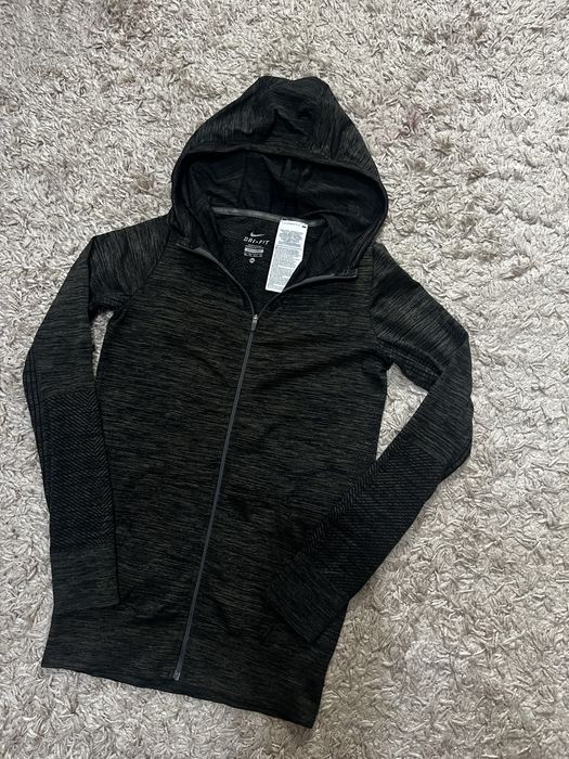 Зіпка Nike ! Кофтинка Nike на хуженьку дівчинку/підлітка