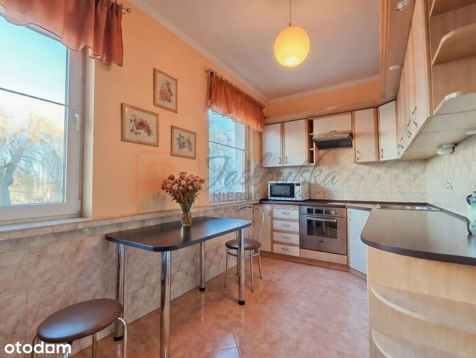 48m2, 1piętro, 2 pokoje, ul. Miłocińska