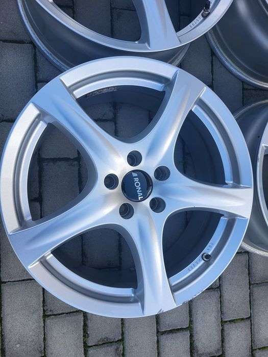 Felgi 8Jx18 5x108 Ford Focus Mondeo Smax Kuga Cmax Volvo XC60 XC70 S60