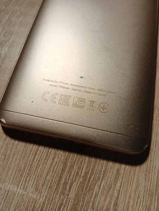 Телефон Neffos X1 lite.