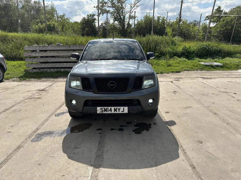 Nissan Navara 2014г