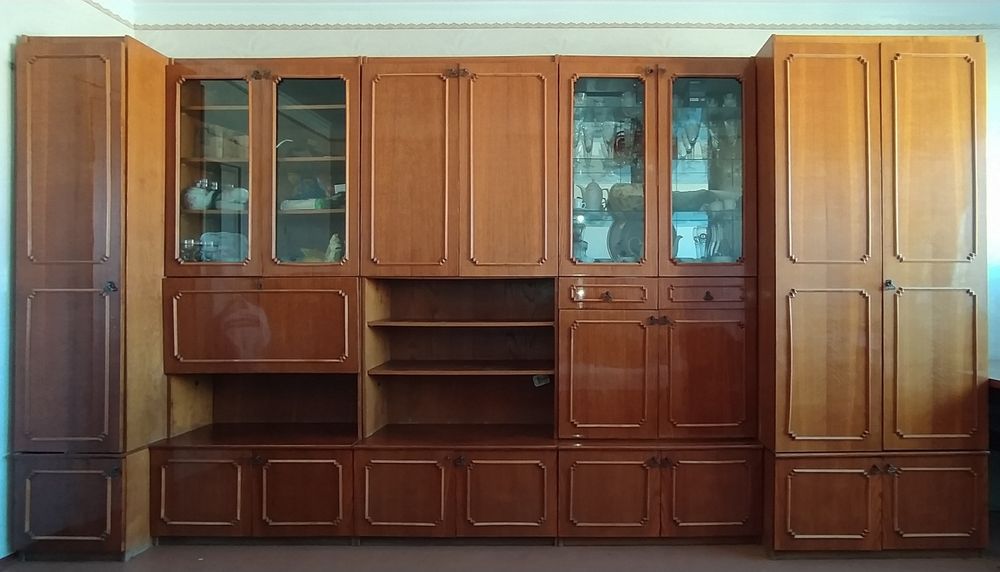 Продам стінку "Сальвія" б/в в доброму стані