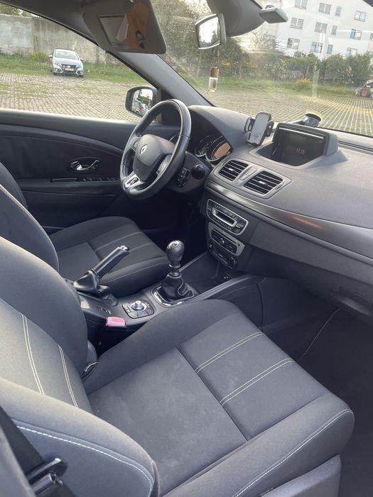 Renault Mégane Sport Tourer 1.5 dCi 110cv – 2014 foto 4