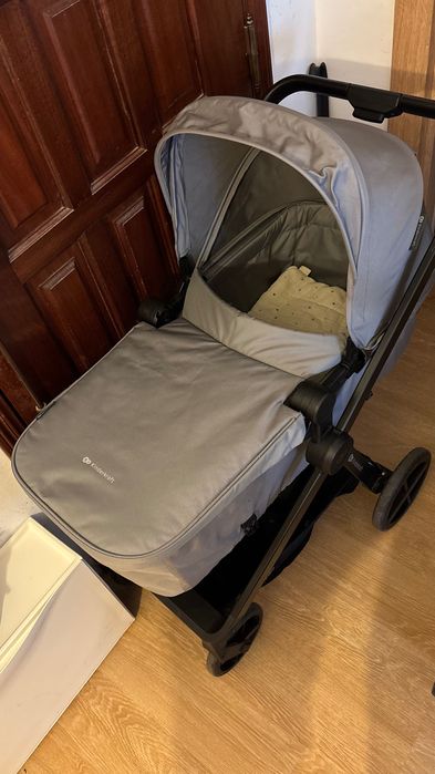 Carrinho Kinderkraft Newly 3 em 1