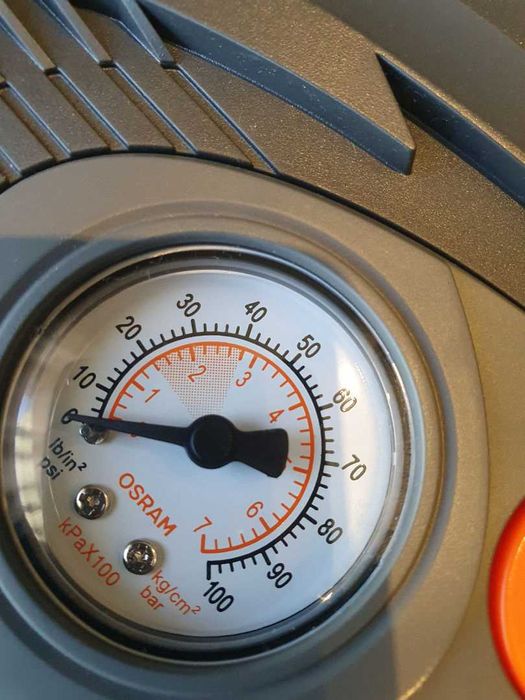 Compressor de Ar Comprimido 12V Portátil - OSRAM OTI610