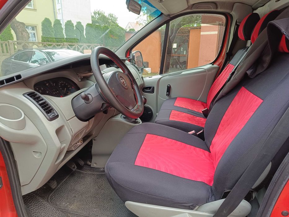 Samochód bus Opel vivaro 1,9 2001