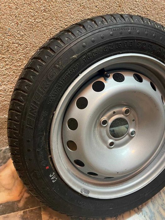 Pneu Michelin com Jante