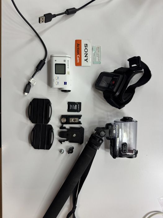 Sony HDR-AS100V Action Cam – kamera sportowa + pilot i akcesoria