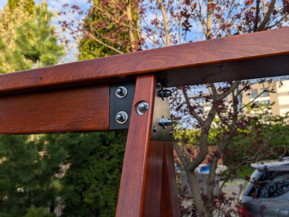 Huśtawka ogrodowa solidna