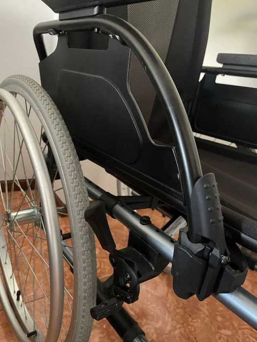 Cadeira de Rodas SUNRISE BREEZY® Style 40 - com garantia