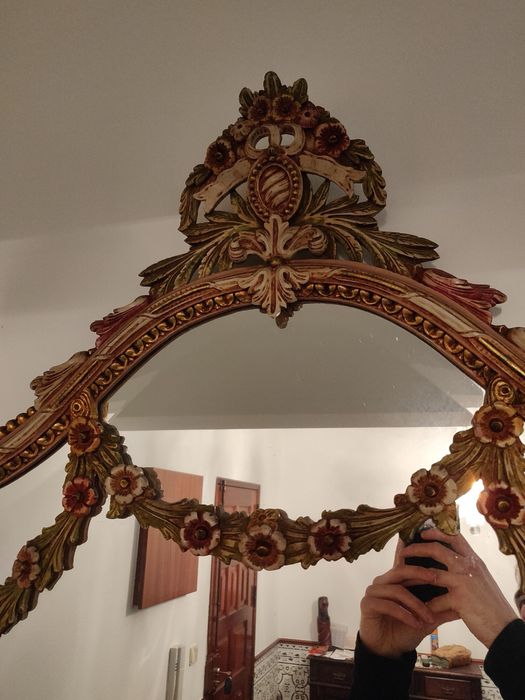 Conjunto Mesa e Espelho Antigos em Madeira e Mármore