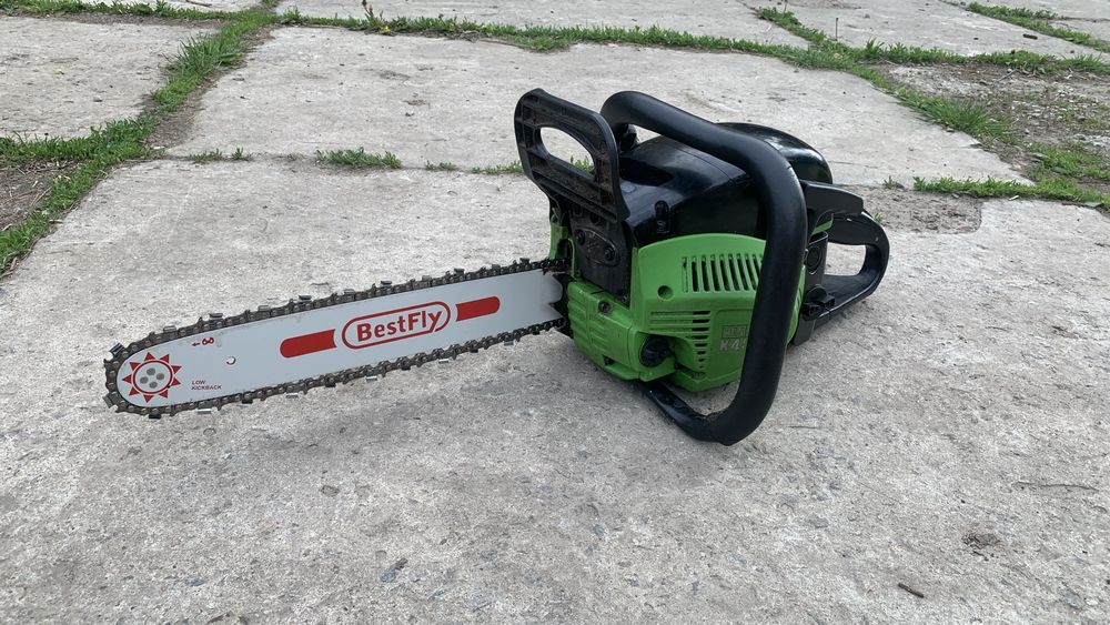 Продам бензопилу PROCRAFT K450