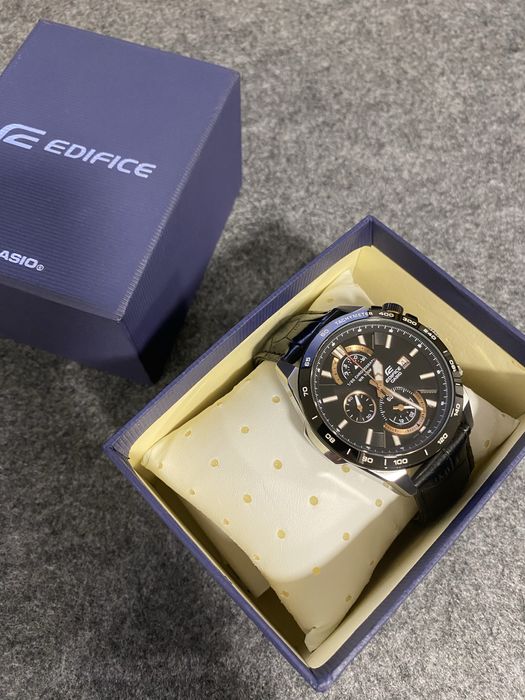 Casio Edifice com Chrono64584579958017124