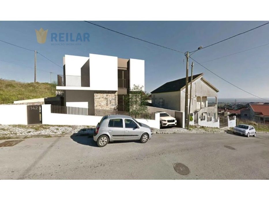 Vialonga - Terreno 341 m2