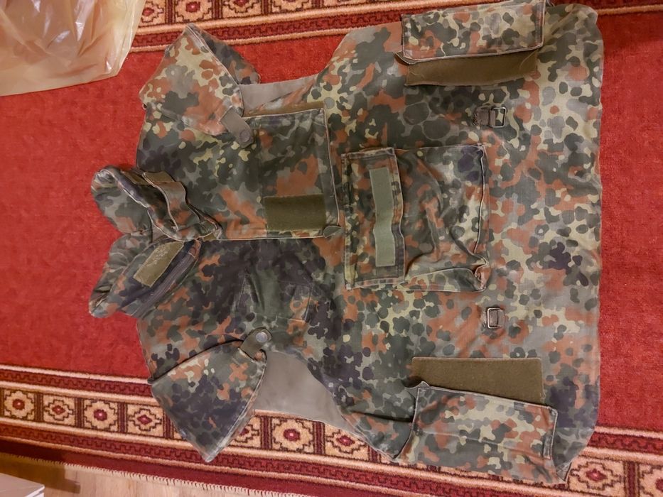 Військовий жилет стан відмінний