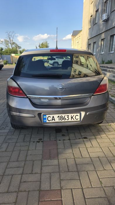 Opel Astra H 2004 року 1,8 автомат
