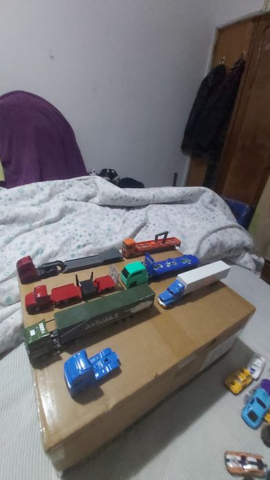 Miniaturas de camiões