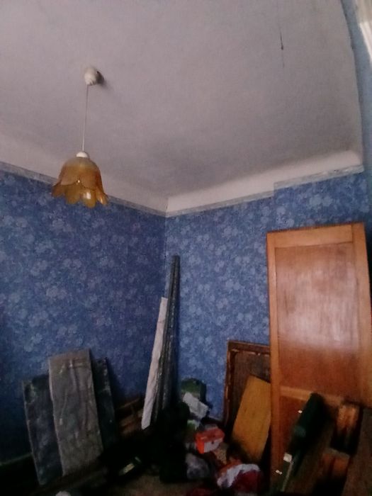 Продам дом в долгинцевском районе,возле жд больницы.