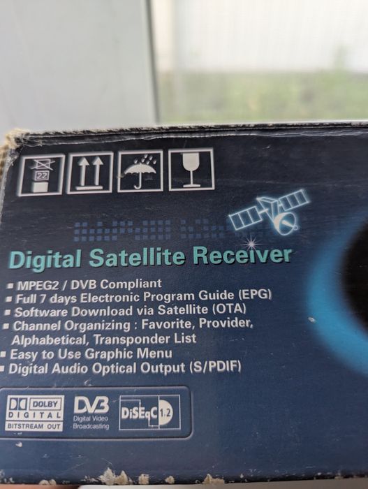 Продам відеомагнітофон Lg, DVD плеєр Samsung, магнітола