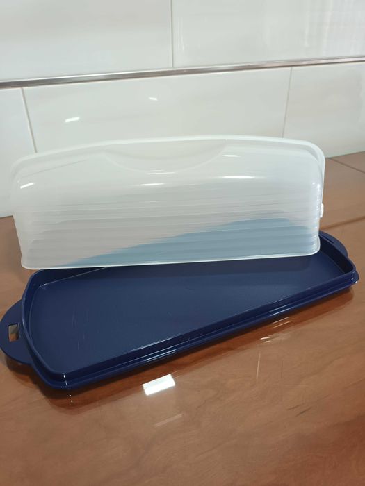 Porta bolos tupperware
