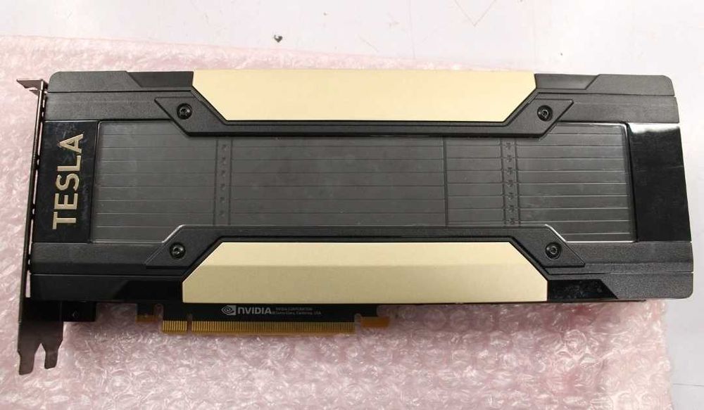Відеокарта Nvidia Tesla V100 16 Gb PCI-E AI прискорювач