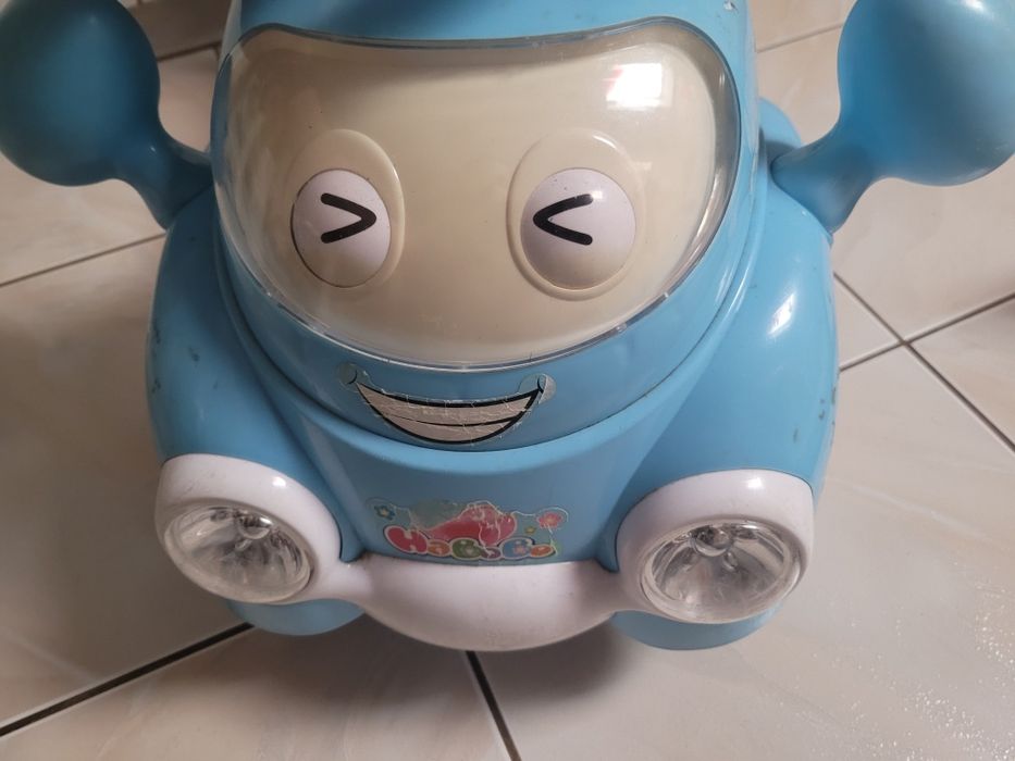 Auto- samochód- jeździk- chodzik