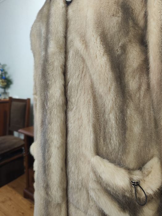 Натуральна шуба з норки  48р.