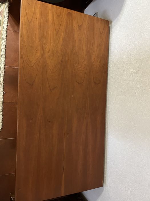 Mesa de madeira cerejeira64738967993731123