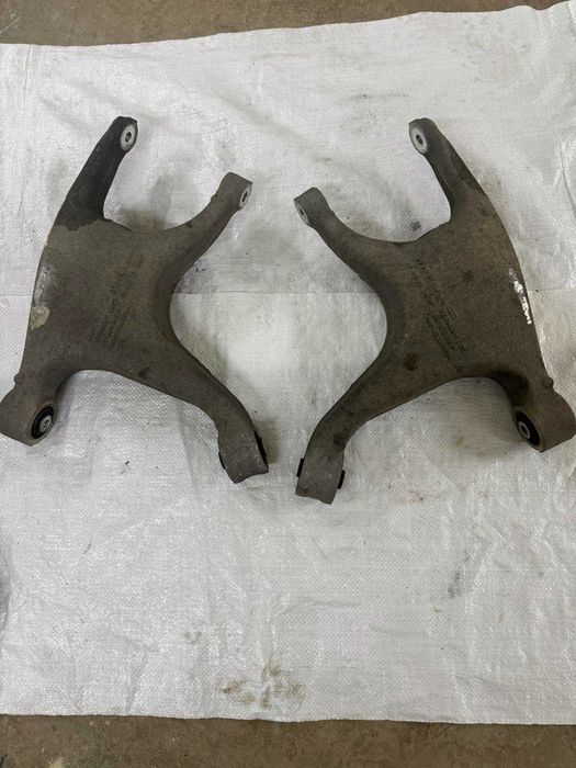 Ричаги задни задньої балки левий правий  а4 б8 Audi Q5 Ауди Кью 09-17