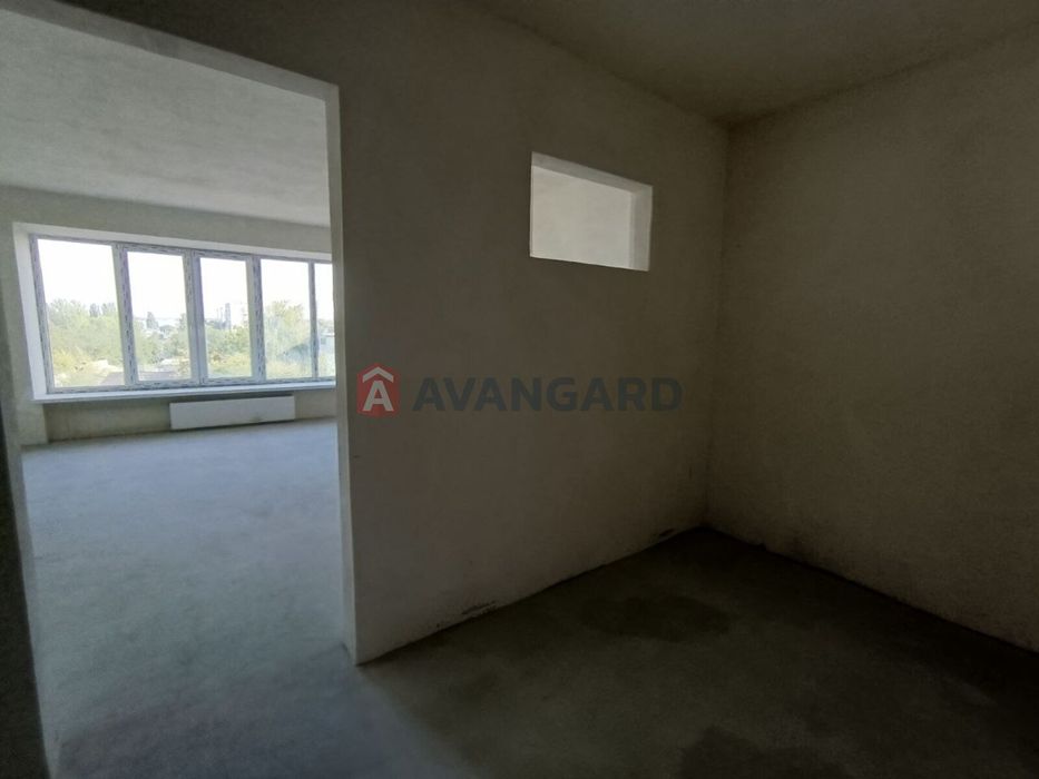 Продаж 1-кім квартири в новобудові