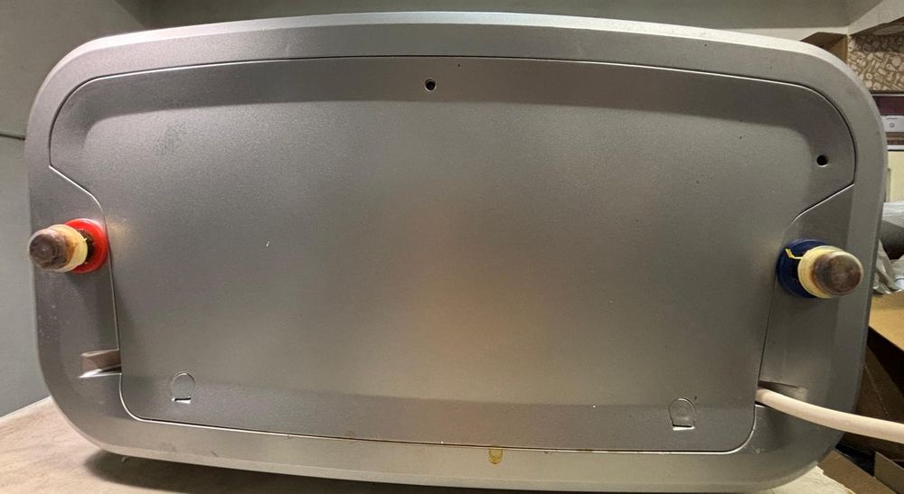 Bojler podgrzewacz wody Ariston Velis 50 VLS EVO 50 EU stelaż 50litrow