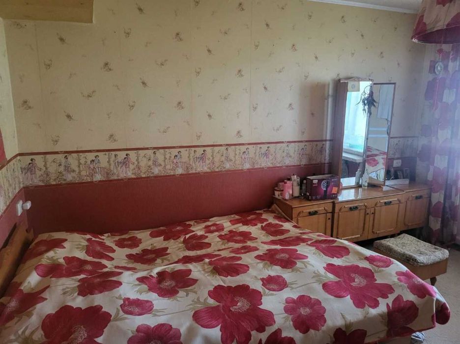 Продам 3-к квартиру Новокрымская, Титова