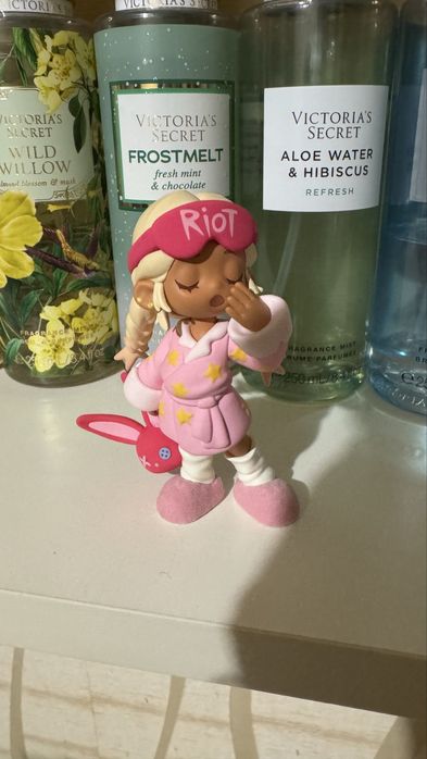 Pop mart фігурка Lil Peach Riot