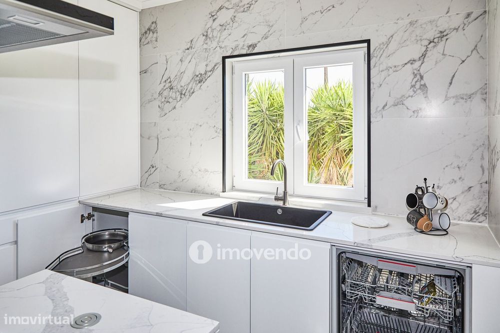 Andar de moradia T2 totalmente remodelado, em Reguengos de Monsaraz