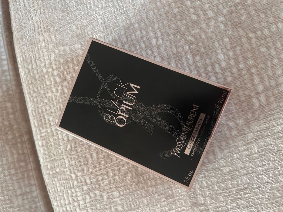 Black Opium YSL  perfum