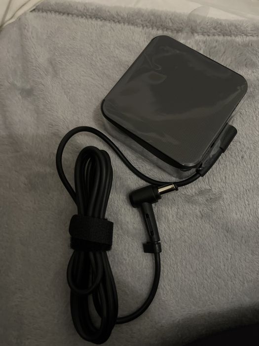 Adapter ASUS 65W 19V