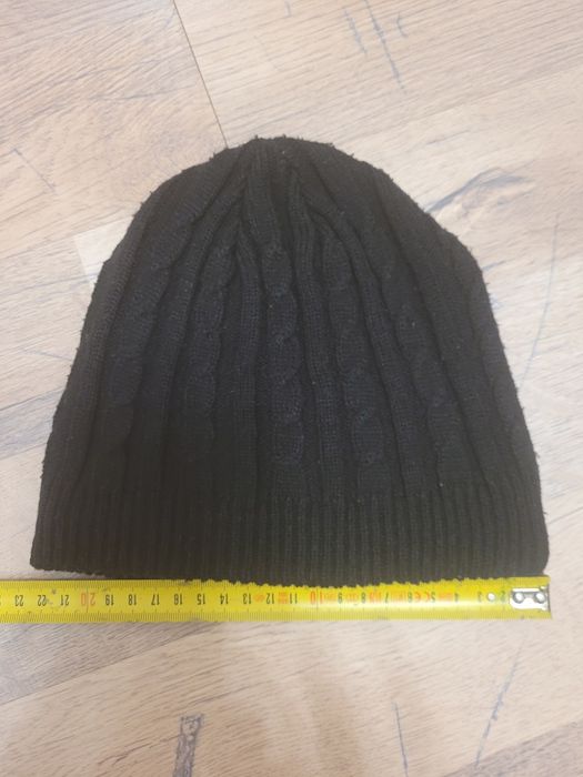 Czapka damska czarna