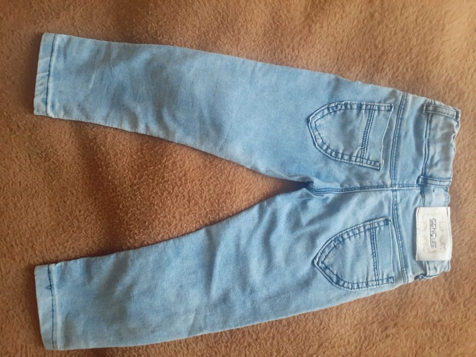 Джинси на дівчинку