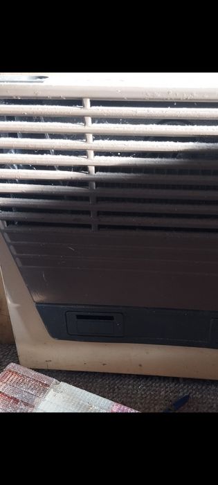 Piec na gaz do przyczepy kempingowej lub naprawa