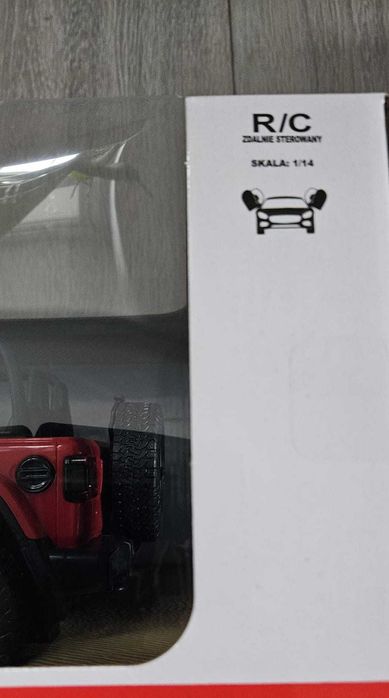 Samochód Jeep Wrangler Czerwony zdalnie sterowany.