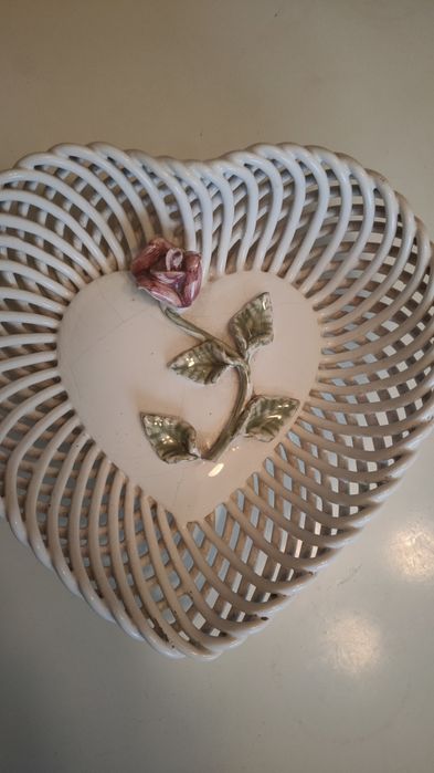 Koszyczek ceramiczny