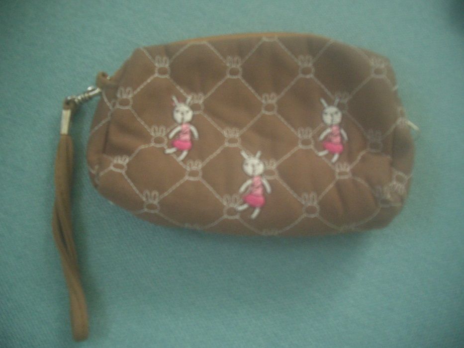 Bolsa com duas divisórias interiores (BARATA)64730304368257120