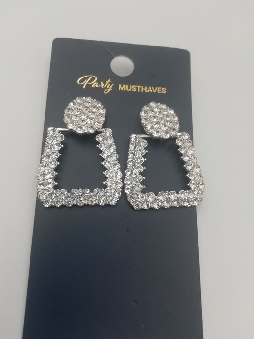 Piękne wieczorowe kolczyki