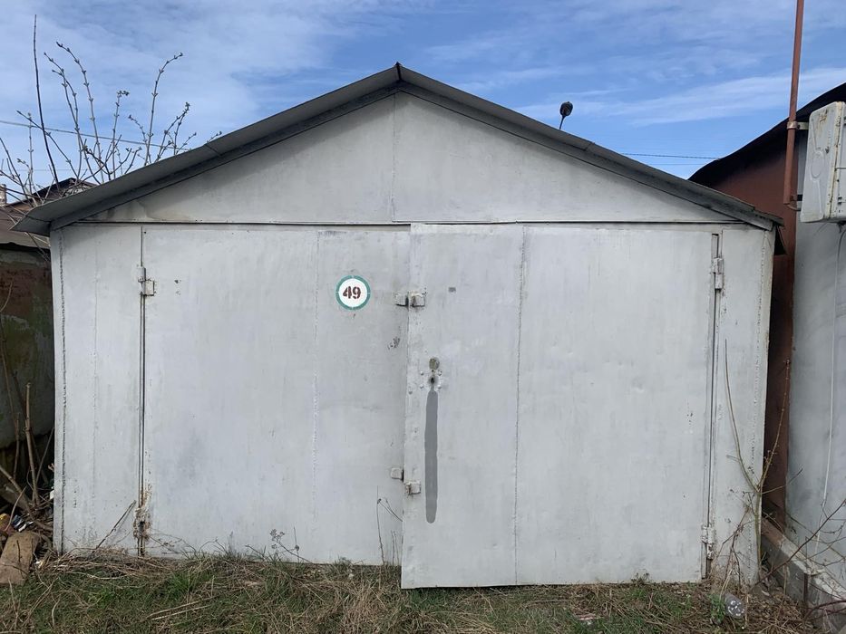 В. Великого WOG продам гараж