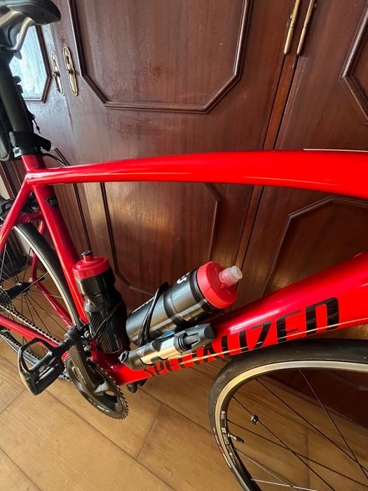 Bicicleta Specialized e componentes Shimano