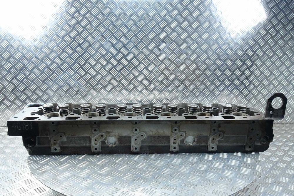 Głowica do silnika Perkins 1306. Cylinder head Perkins 1306