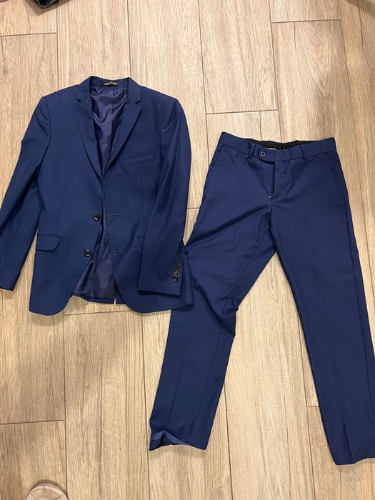 Чоловічий костюм