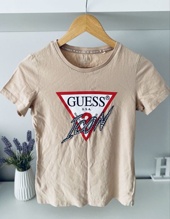 Bluzka Guess damska tshirt koszulka beżowa nadruk