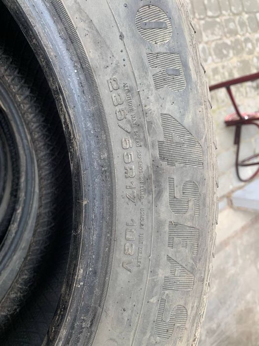 Шини GoodYear 235/55r17